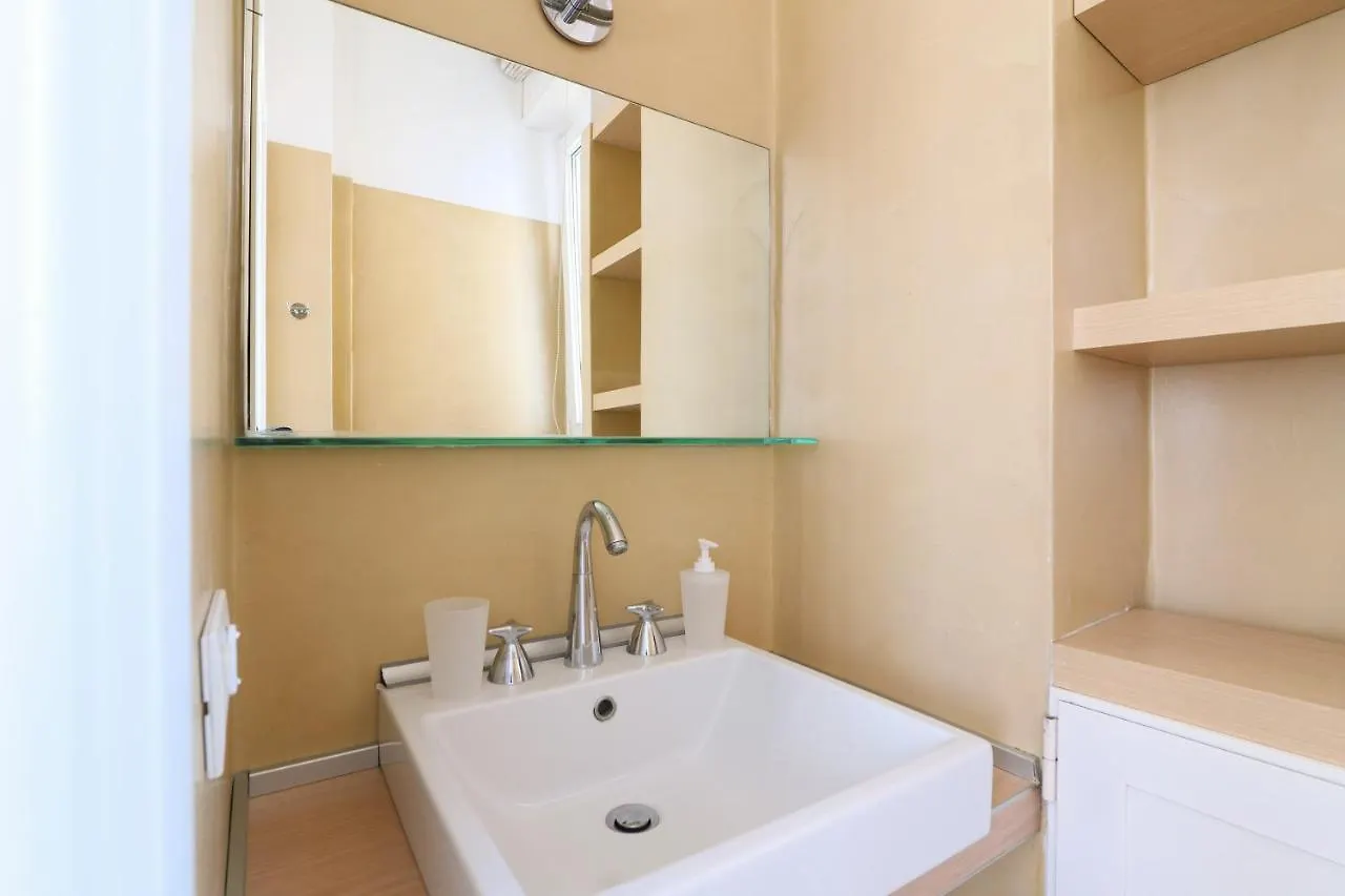 Primopiano - Carlone Apartment Milan 0*,