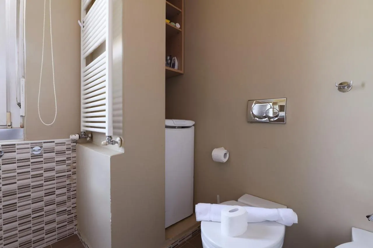 Primopiano - Carlone Apartment Milan 0*,